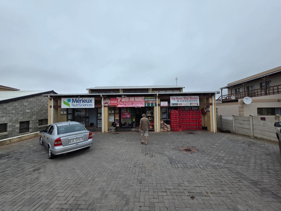 Commercial Property for Sale in Wavecrest Eastern Cape